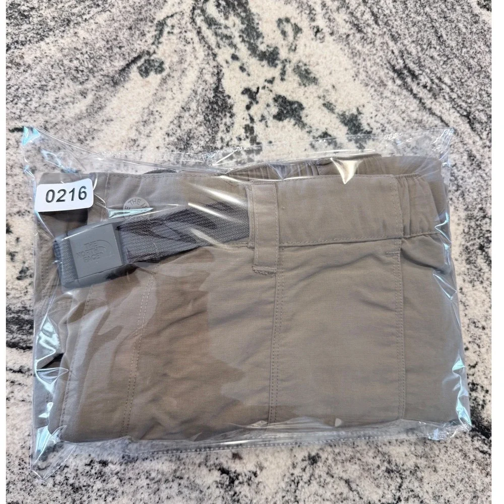 The North Face‎ Mens Tan Khaki Nylon Cargo Hiking Shorts Medium Belted FV059901